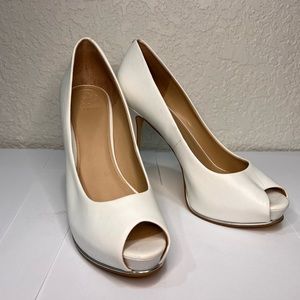 Guess brand white shose